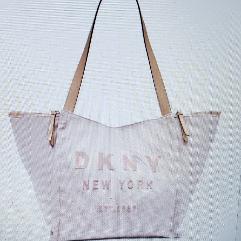 DKNY COURTNEY EW TOTE CANVAS BAG